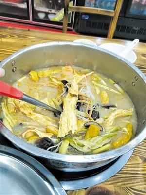 　资料图：斋菜煲 (海口日报/龙易强 摄)