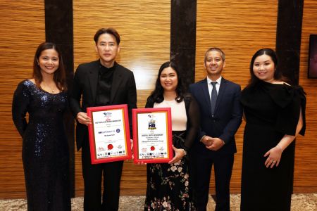 In photo (L-R): Catherine R. Hernandez (Regional HR Manager, SM Supermalls), Steven T. Tan (President, SM Supermalls), Cheryll Ruth L. Agsaoay (Vice President – HR, SM Supermalls), Joseph Anthony C. Rodriguez (Asst. Vice President – HR, SM Supermalls), and Chloe D. Delos Santos-Chua (Senior HR Manager, SM Supermalls) In photo (L-R): Catherine R. Hernandez (Regional HR Manager, SM Supermalls), Steven T. Tan (President, SM Supermalls), Cheryll Ruth L. Agsaoay (Vice President – HR, SM Supermalls), Joseph Anthony C. Rodriguez (Asst. Vice President – HR, SM Supermalls), and Chloe D. Delos Santos-Chua (Senior HR Manager, SM Supermalls)