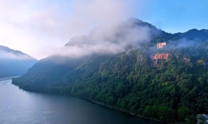 沅陵二酉山。 沅陵县委宣传部供图