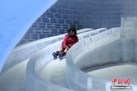 中新社记者 周毅 摄 中新社记者 周毅 摄