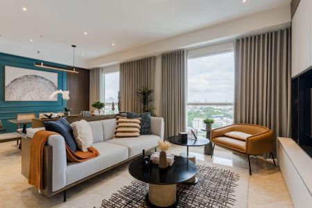 Fortune Hill’s Gold 11B -- a 3-bedroom unit -- offers a spacious abode that captures the panoramic view of San Juan, Manila Fortune Hill’s Gold 11B -- a 3-bedroom unit -- offers a spacious abode that captures the panoramic view of San Juan, Manila