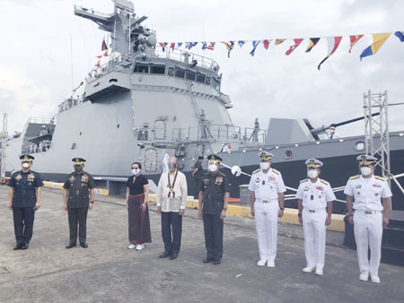 菲海軍新購買的導彈護衛艦扶西黎剎號。
