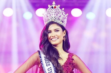 怡朗小姐拉比婭·馬地奧昨日在碧瑤市奪得菲環球小姐后冠。她將代表菲律濱參加環球小姐選美大賽。