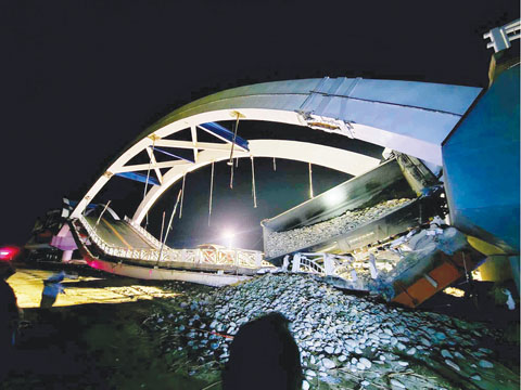 伊沙迷拉省的卡巴甘——聖瑪麗亞大橋部分橋段於2月27日晚間坍塌。目前有六人正在醫院接受治療,損壞程度仍在評估中。