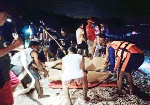 其中一名俄羅斯遊客在抵達描東岸醫院時被宣告死亡,另一名則在岸邊被發現,雙臂已缺失。