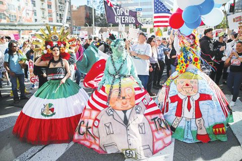 4月5日,美國華盛頓、洛杉磯等城市爆發大規模「Hands