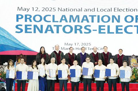 選舉委員會公佈當選的12名參議員