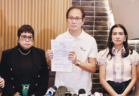 7月3日,鬥雞大王洪阿東正式向萬達俞央市檢察官辦公室提交刑事控告,指控帕蒂東彥與曼迪禮斯涉嫌誹謗等罪名。此案與先前多名鬥雞人失蹤案件有關。