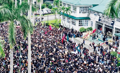 菲律賓大學洛斯描鈕斯分校（UPLB）學生罷課，譴責政府防洪計畫中存在的腐敗行為