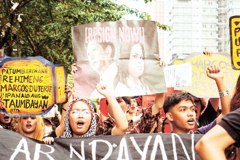 來自大岷區各大學的學生，