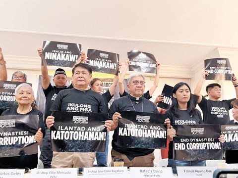 Akbayan黨團11月24日舉行記者會,為將於11月30日舉行的「萬億披索遊行」做準備。該黨團在社交媒體貼文中表示,其目的是持續對猖獗的腐敗行為施加公眾壓力,並通過推動拖延已久的《反政治王朝法案》來爭取更民主的未來。