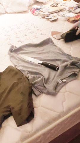 在碧瑤市酒店房間內發現的刀具照片，該房間為前公造部副部長瑪麗亞·卡塔琳娜·卡布拉爾入住之處。此刀具為取得之證據的一部分。