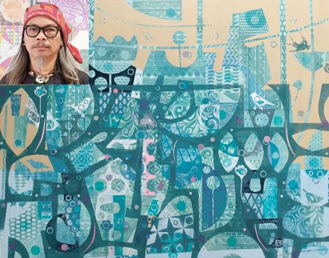 圖為菲畫家丹特．恩納赫（小圖）登上「中國北京國際美術雙年展」的畫作。