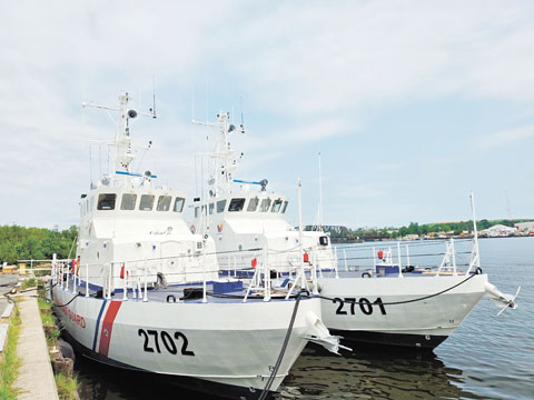 菲律濱海岸警衛隊已正式從美國接收了兩艘27米長的「海洋保護者」級巡邏艇，加強了其在搜救、海洋環境保護和海上領域意識方面的能力。