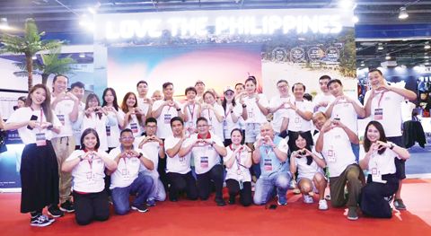 菲國潛水景點在2025年北京國際潛水度假旅遊展大放異彩,憑藉突出展示與永續發展推動,榮獲「島嶼魅力」獎項。(菲律濱駐華使館供圖)