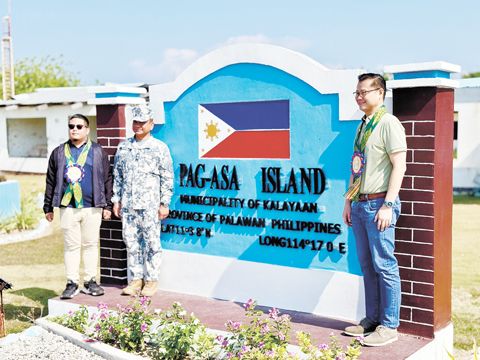 參議院財政委員會主席張僑偉在訪問希望島(中業島)期間,承諾為基礎設施(特別是醫療和教育領域)提供資金。他是過去四週內第二位訪問該島的參議員。該參議員強調了訪問希望島的重要性,以便親自了解該島的需求,尤其是在即將到來的預算季節準備工作之際。島上正在建設一個醫療設施、新增校舍和一個第二港口。