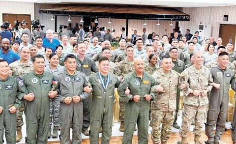 菲美空軍6日在克拉克空軍基地，展開2026年度「雷霆對抗」首輪演習，著重發展不對稱作戰與協同作戰能力。