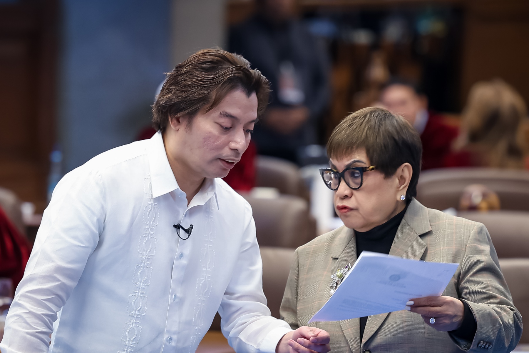 副總統莎拉的律師潘俊仁與檢察官卡普南8月4日唇槍舌戰。